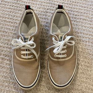 Gucci canvas tennis shoes